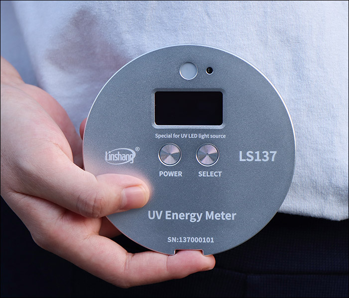 ls137 physical display