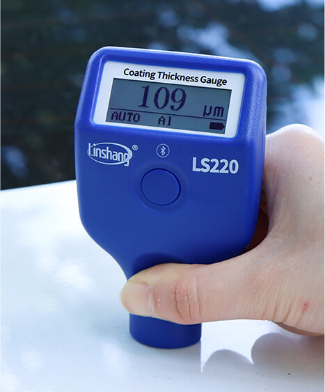 LS220 Car Paint Meter tests aluminum car body