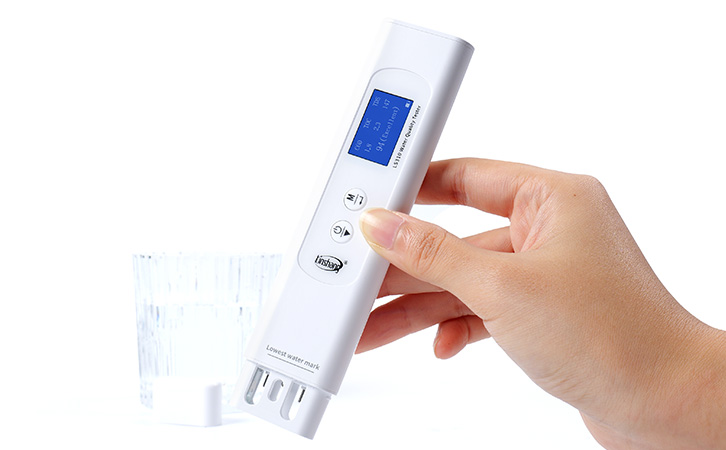 LS310 Multi-Parameter Water Quality Tester